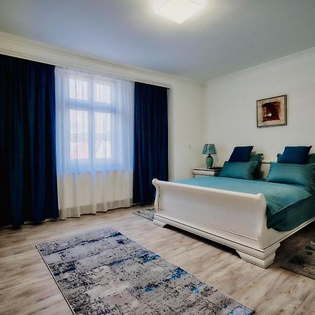 Galiceanu Apart Deluxe Bistriţa Εξωτερικό φωτογραφία